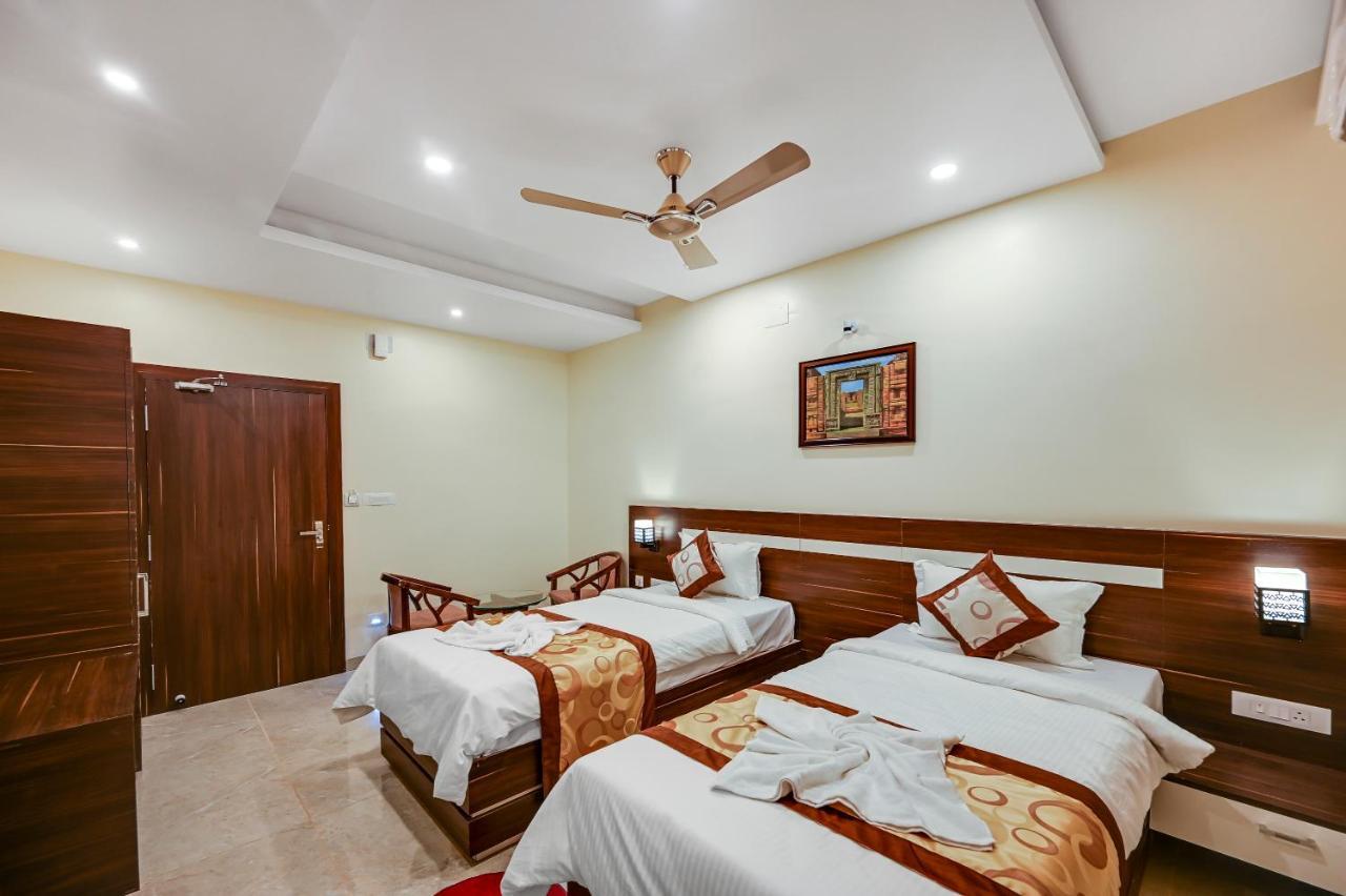 Hotel Sj Pride Bhubaneswar Exterior foto