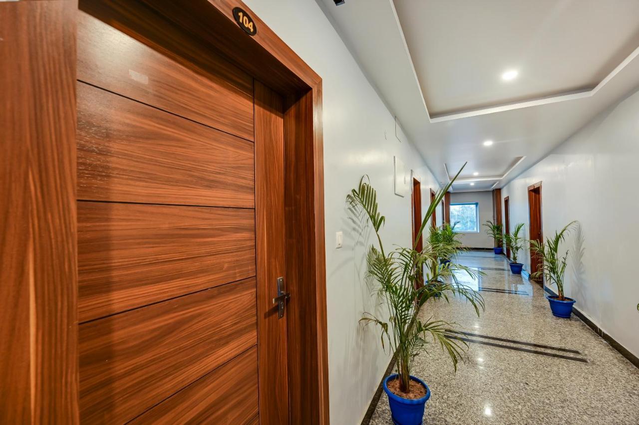 Hotel Sj Pride Bhubaneswar Exterior foto