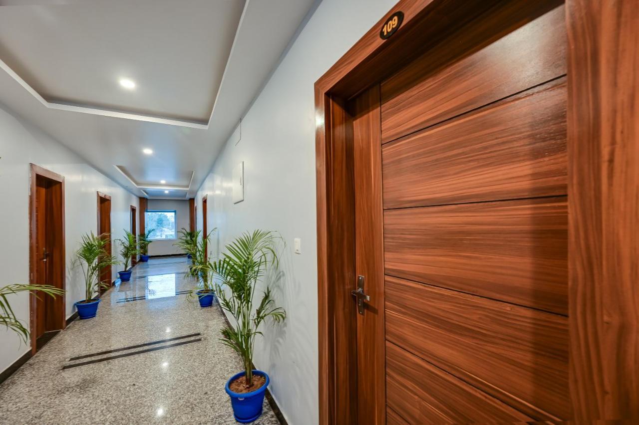 Hotel Sj Pride Bhubaneswar Exterior foto