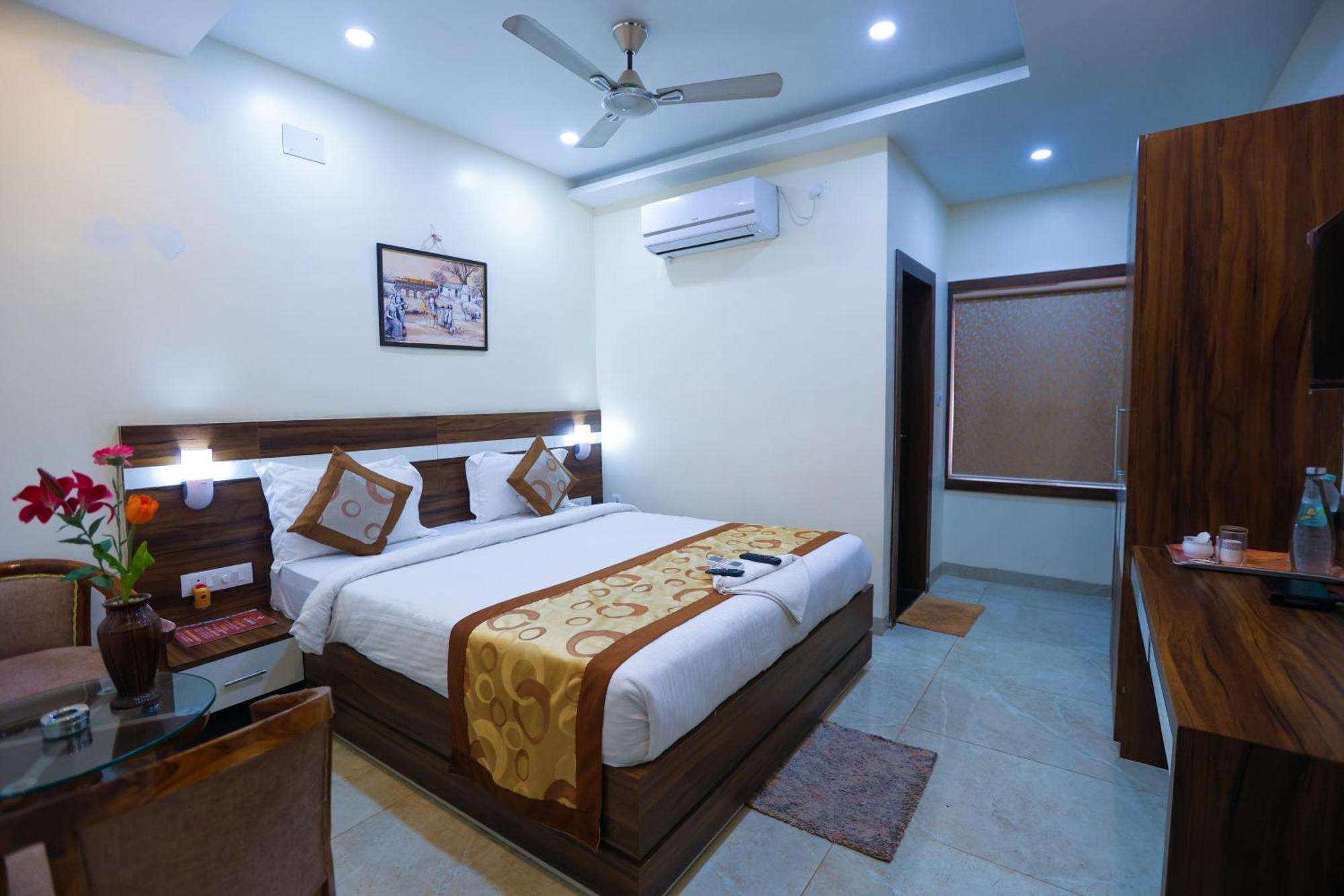 Hotel Sj Pride Bhubaneswar Exterior foto